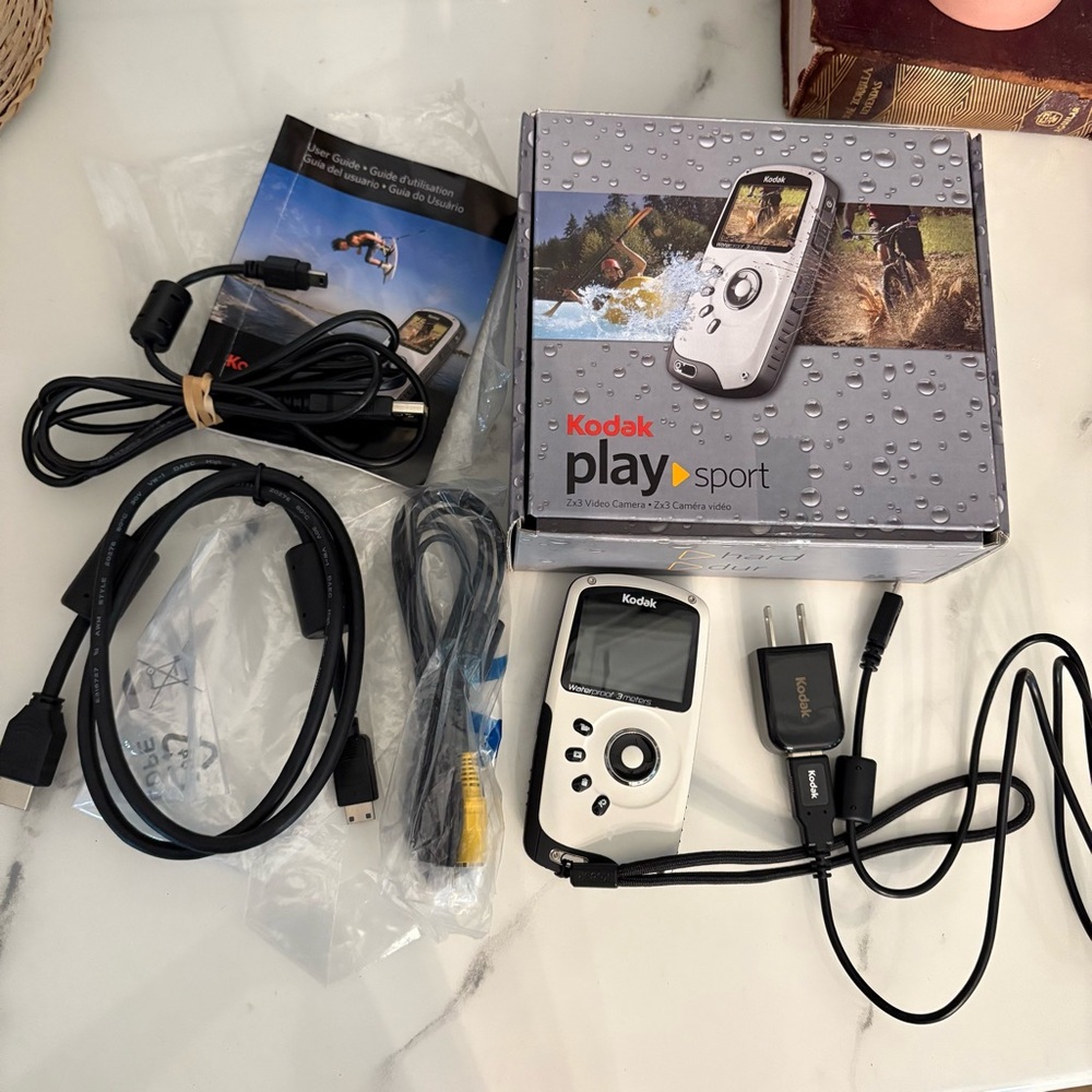KODAK Play Sport Zx3 Camcorder Waterproof Action Camera Pocket HD 1080P BOXED